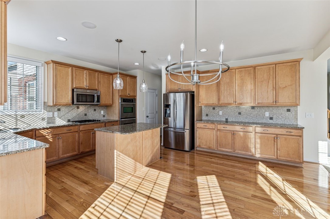 113 Olde Stone Court