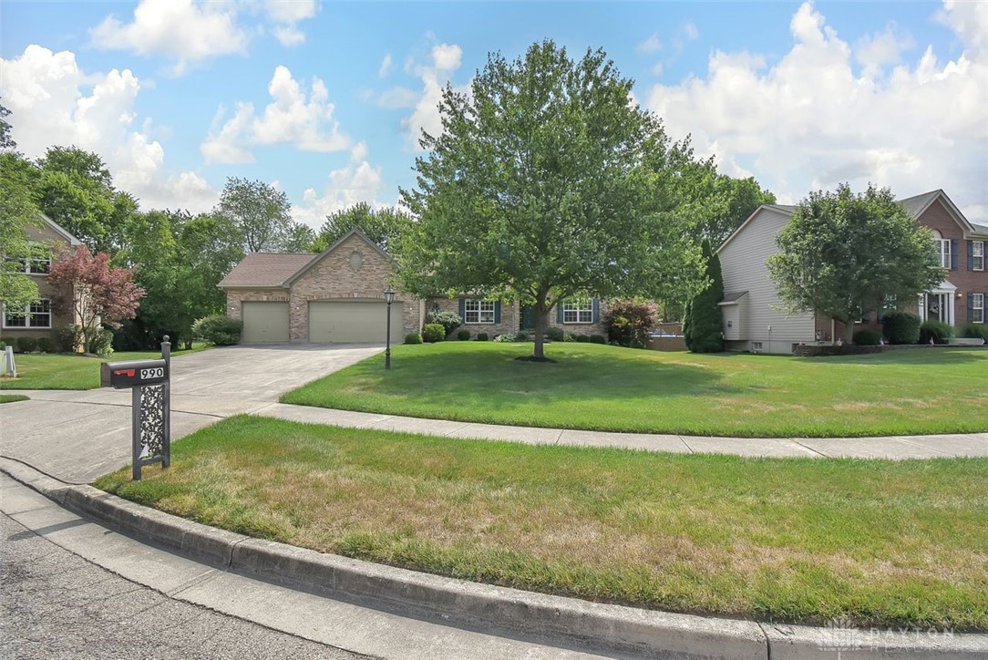 990 Winterwood Court