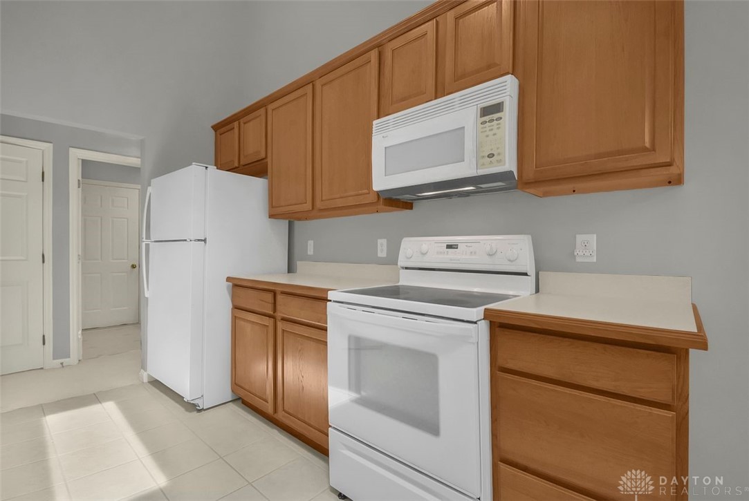 990 Winterwood Court
