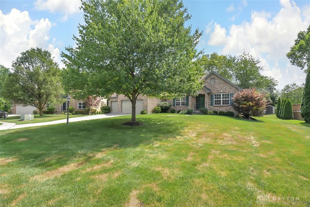 990 Winterwood Court