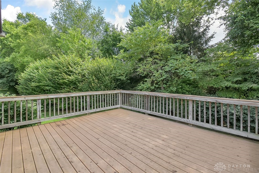 990 Winterwood Court