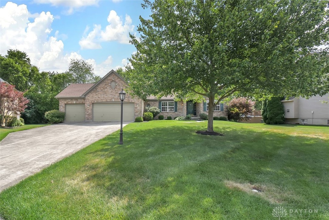 990 Winterwood Court