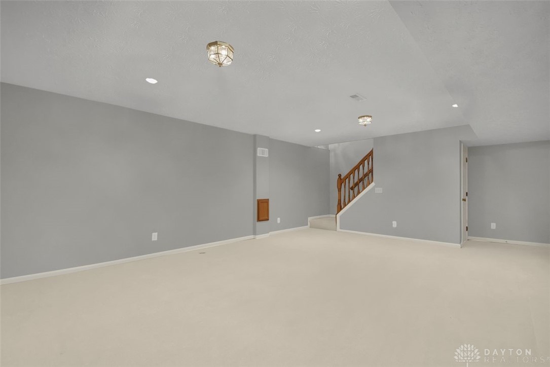 990 Winterwood Court