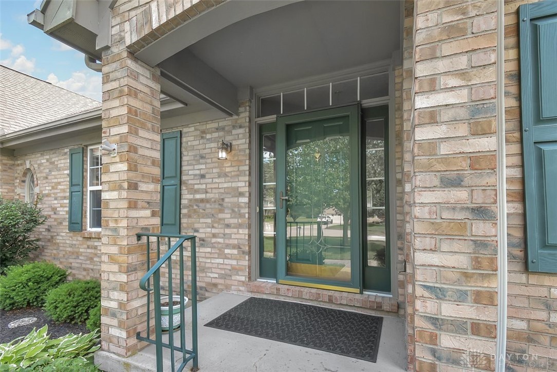 990 Winterwood Court