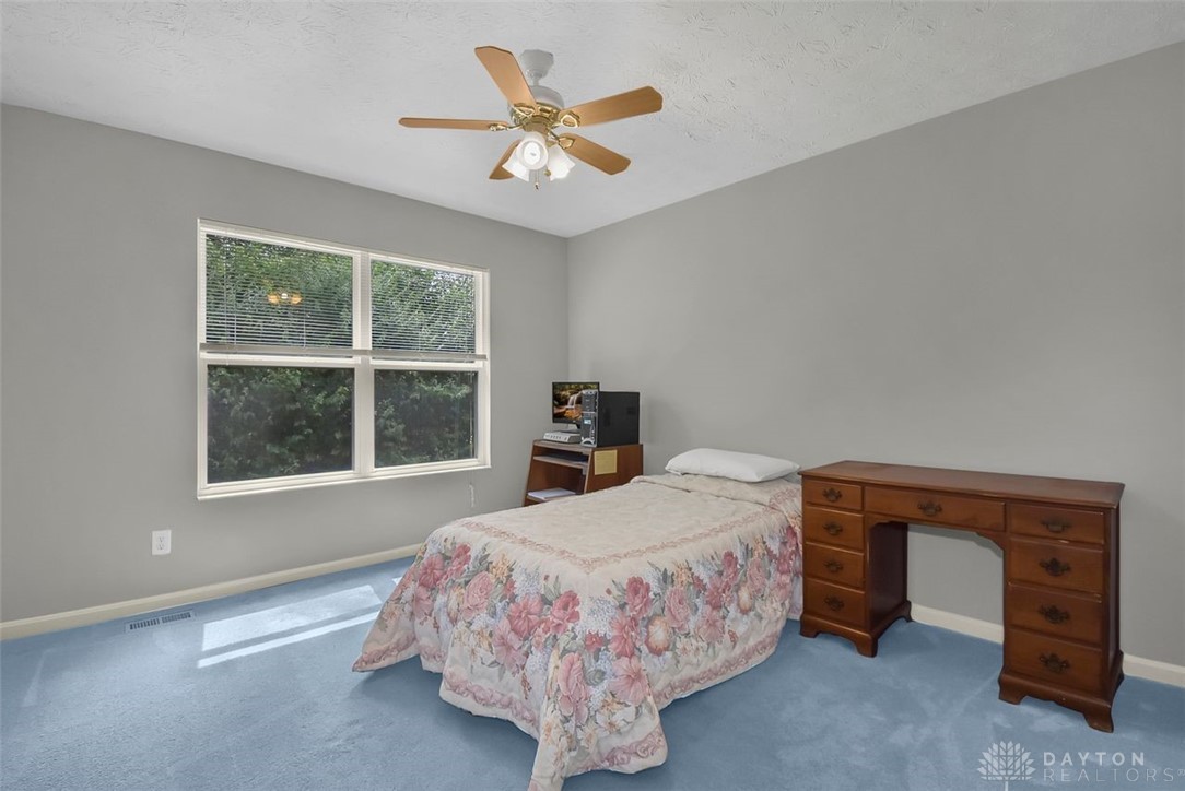 990 Winterwood Court