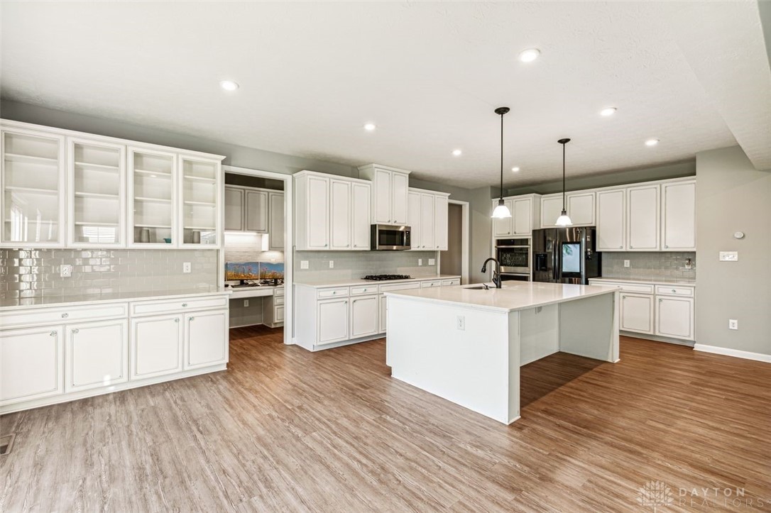2371 Hawes Drive