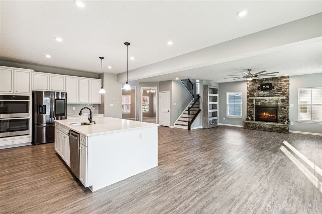 2371 Hawes Drive