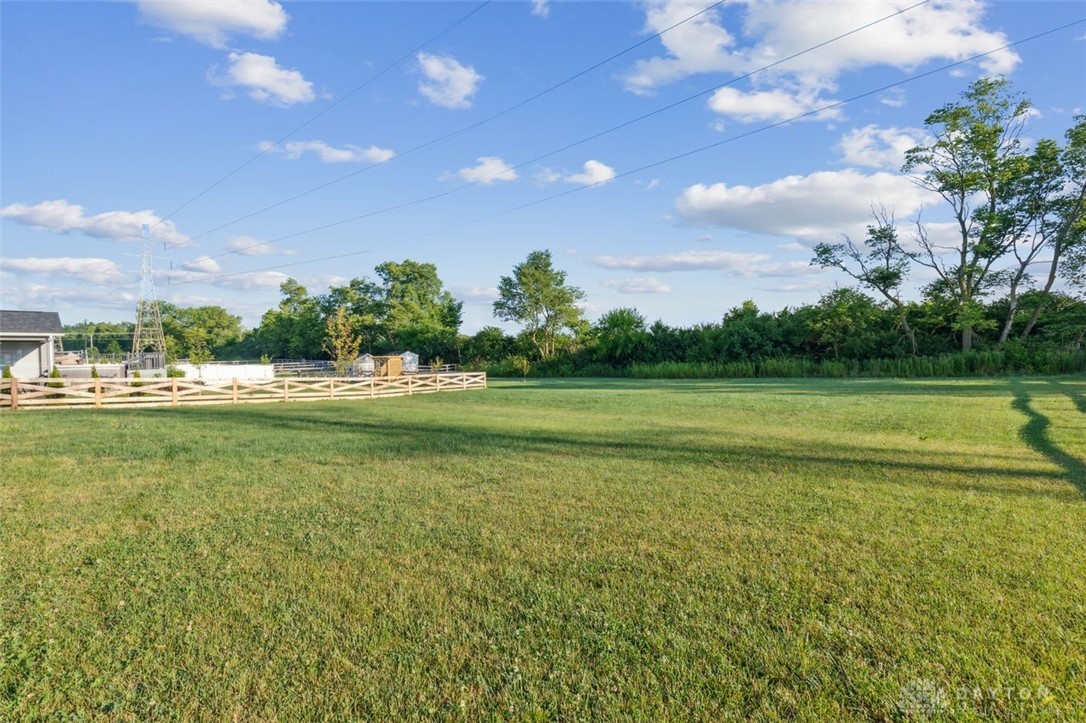2371 Hawes Drive