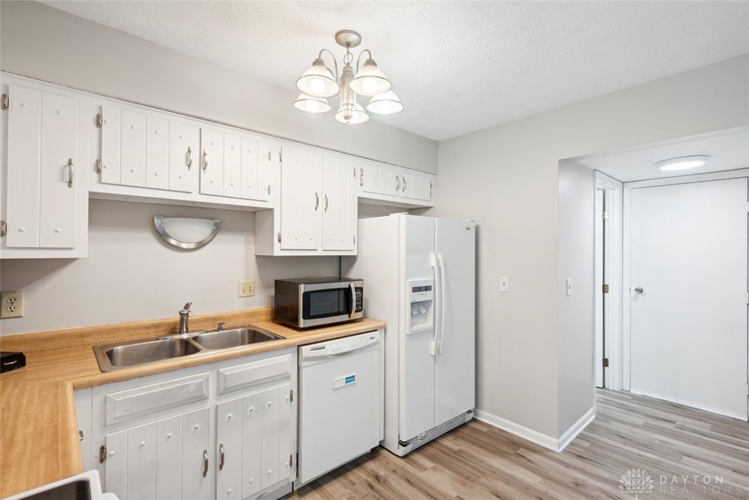 129 Cook Road B