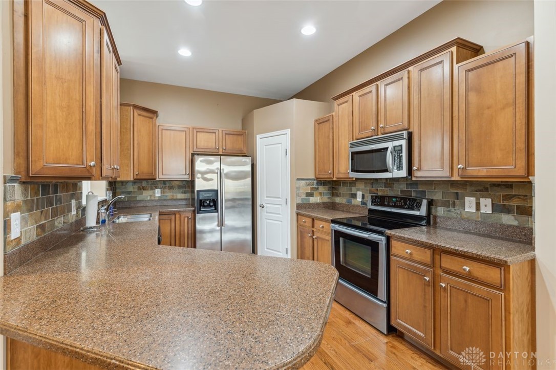 7428 Red Oak Court