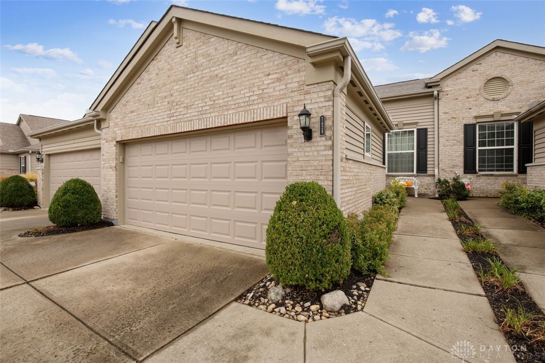 7428 Red Oak Court
