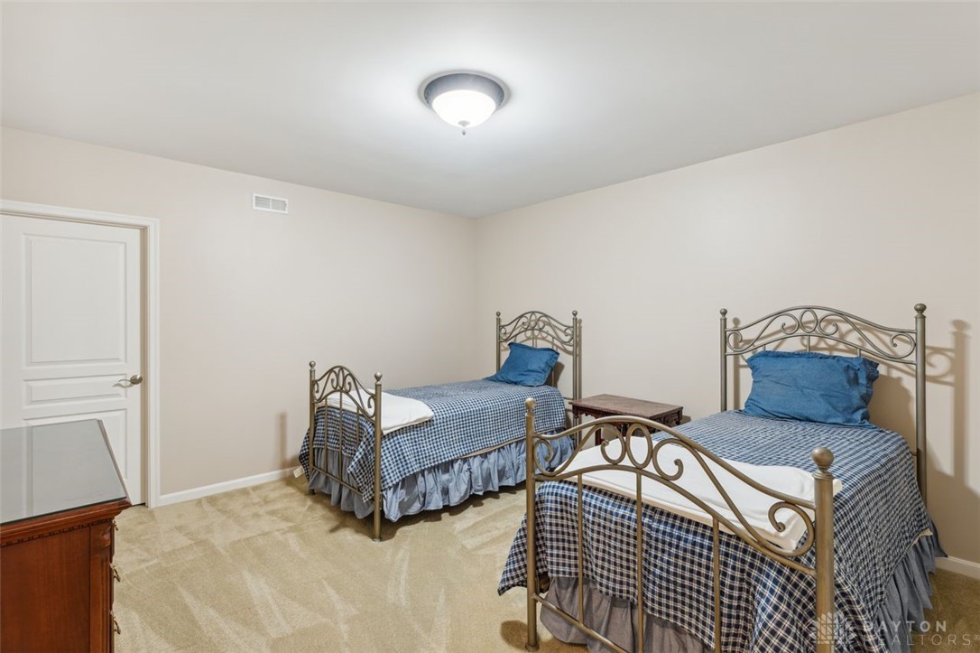 7428 Red Oak Court