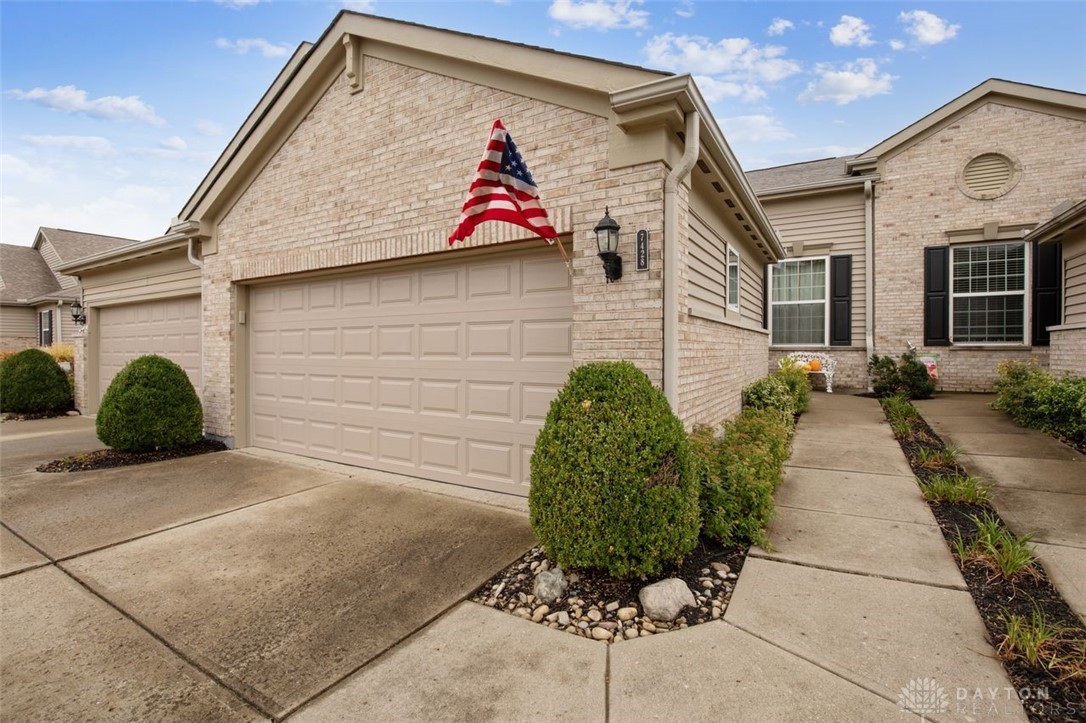 7428 Red Oak Court