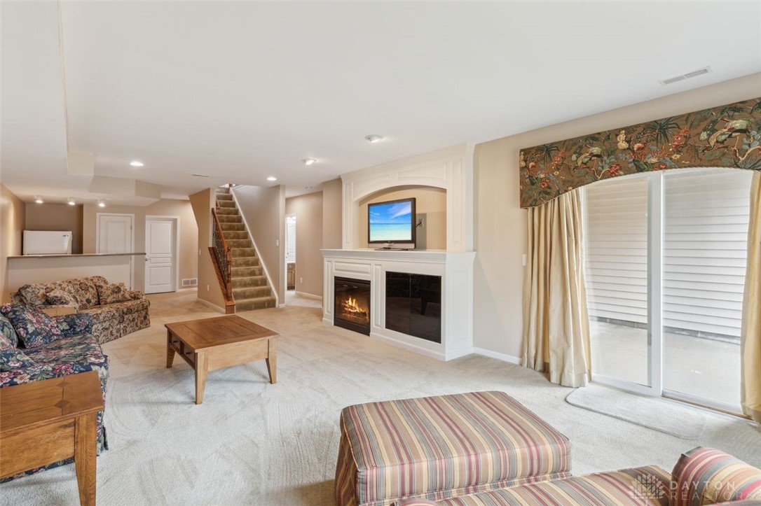 7428 Red Oak Court