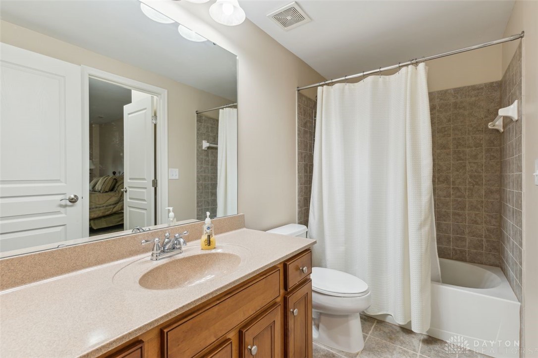 7428 Red Oak Court