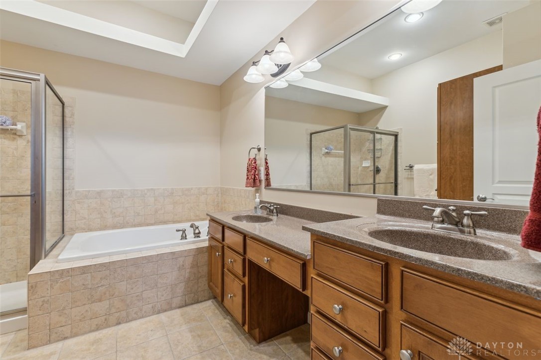 7428 Red Oak Court