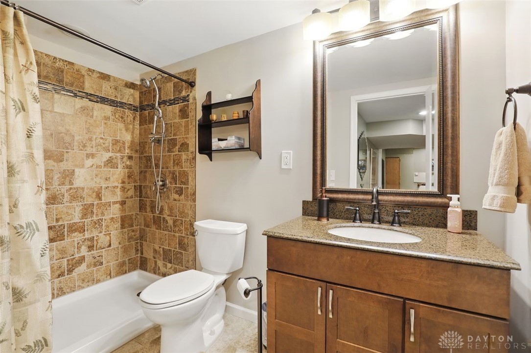 1218 Chestnut Court