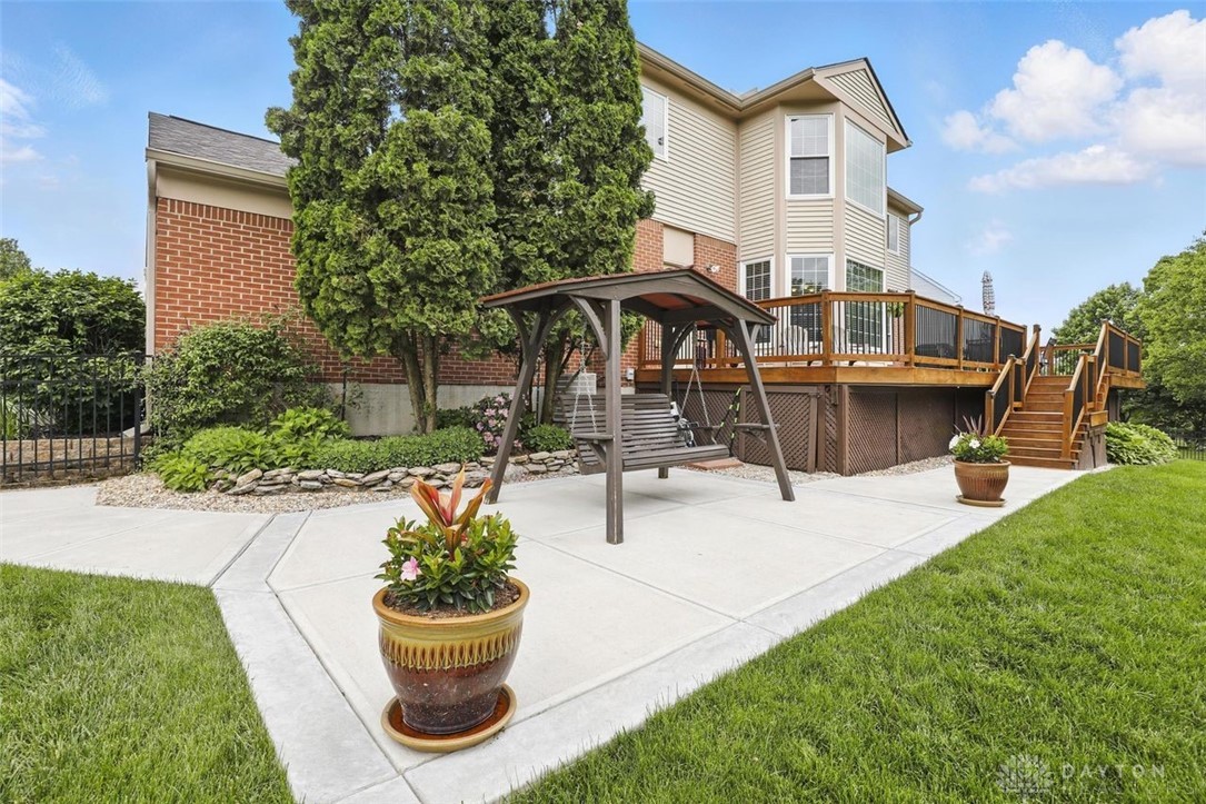 1218 Chestnut Court