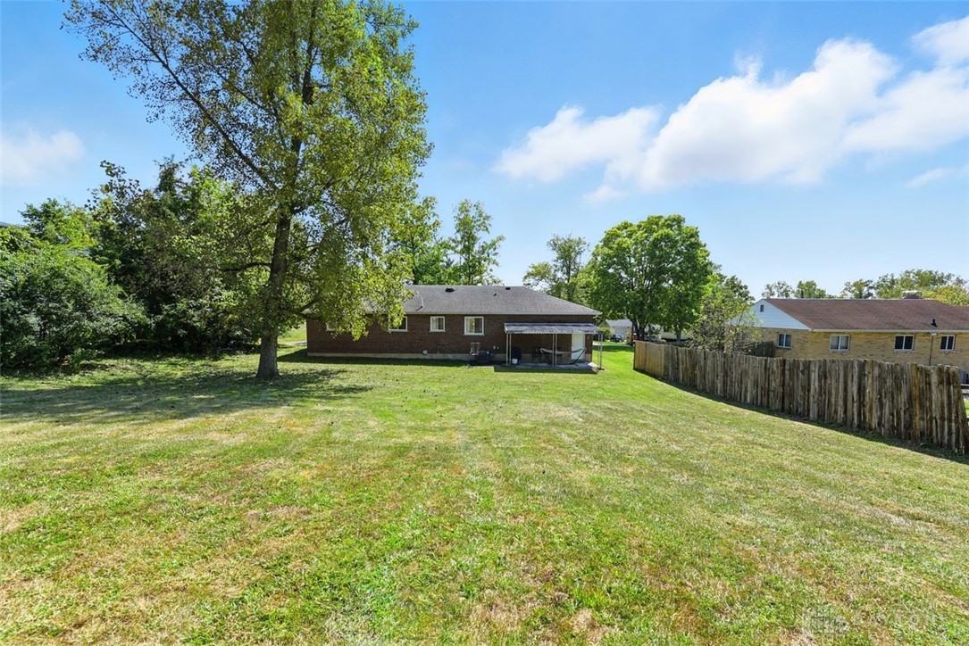 7476 W Chester Road