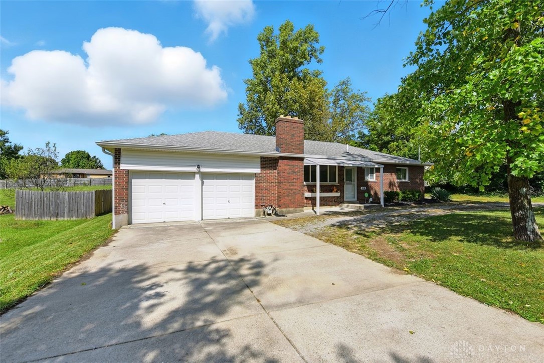 7476 W Chester Road