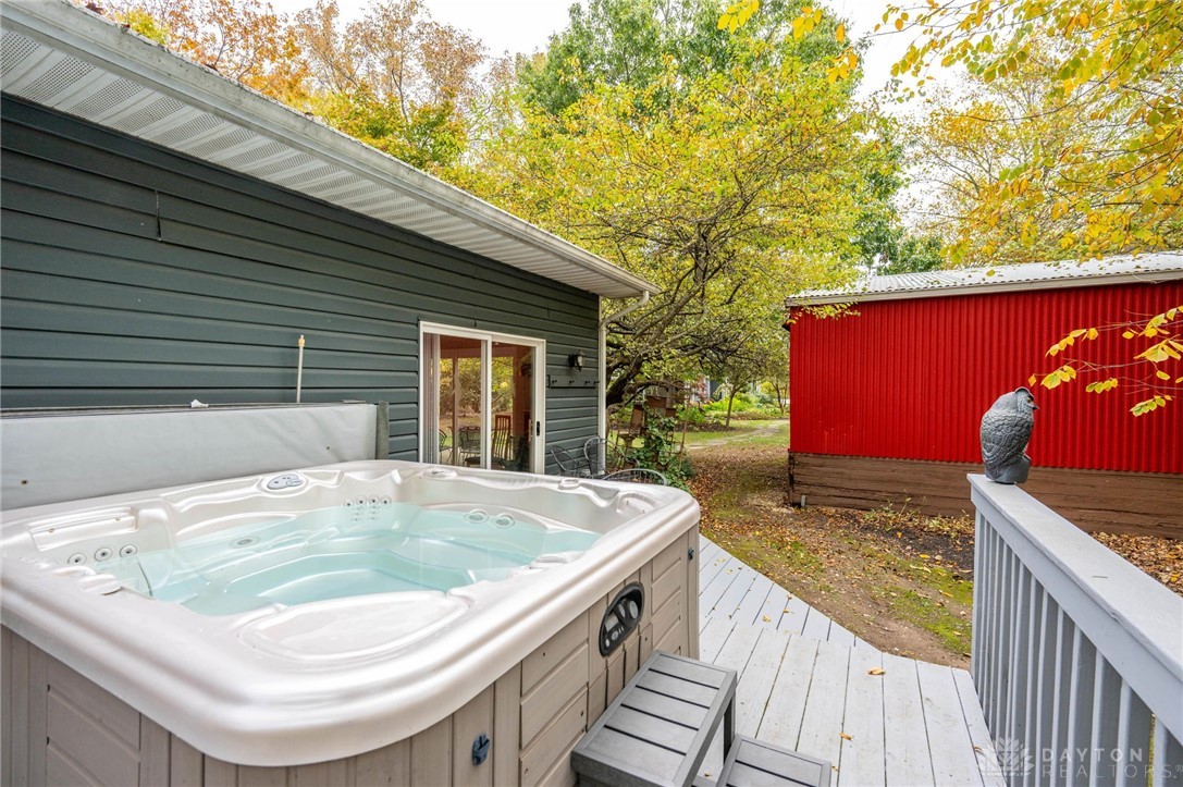 945 S Nixon Camp Road