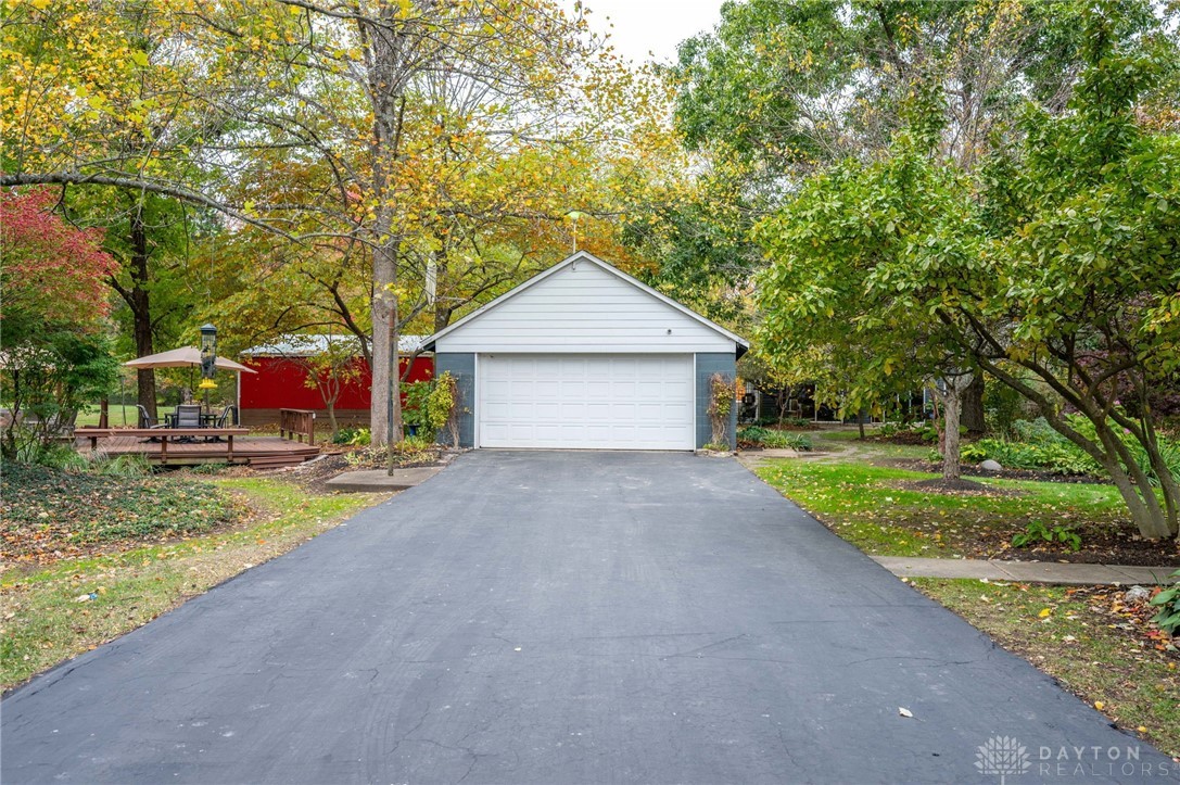 945 S Nixon Camp Road