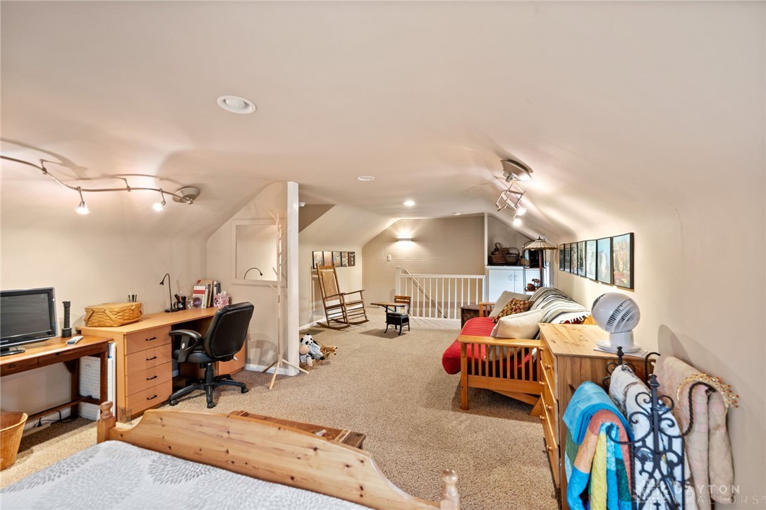 945 S Nixon Camp Road