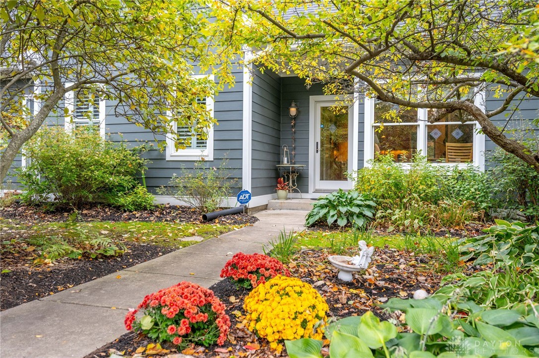 945 S Nixon Camp Road