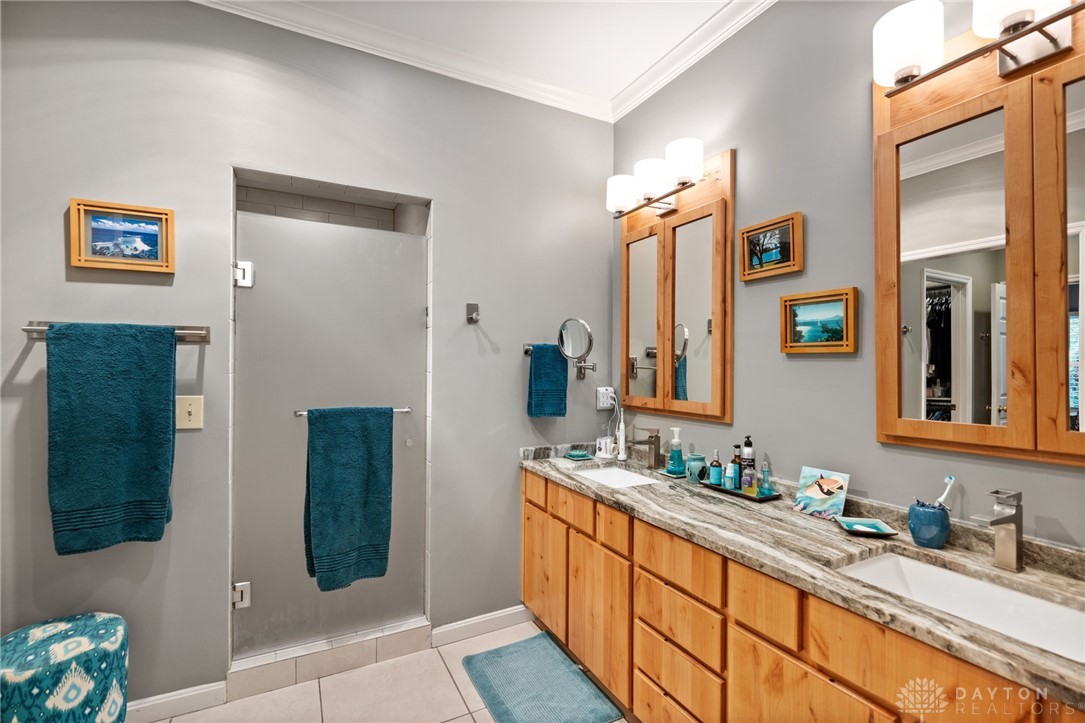 945 S Nixon Camp Road