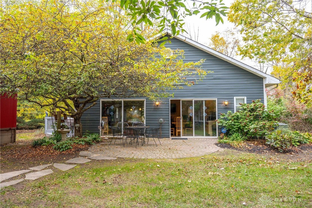 945 S Nixon Camp Road