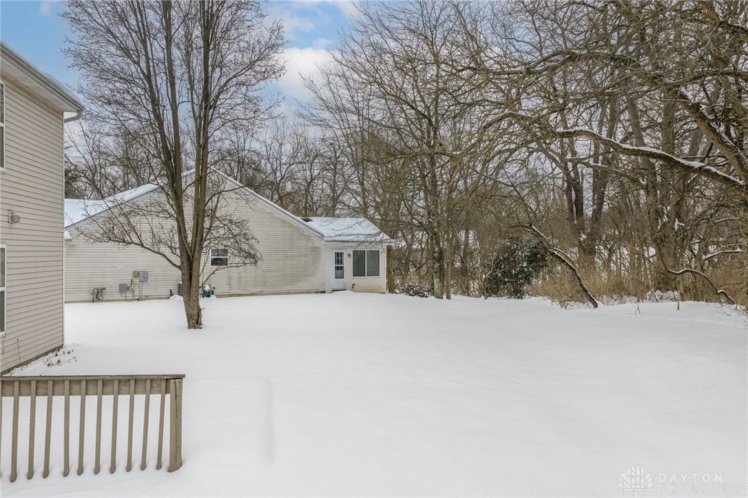 854 Round Hill Court