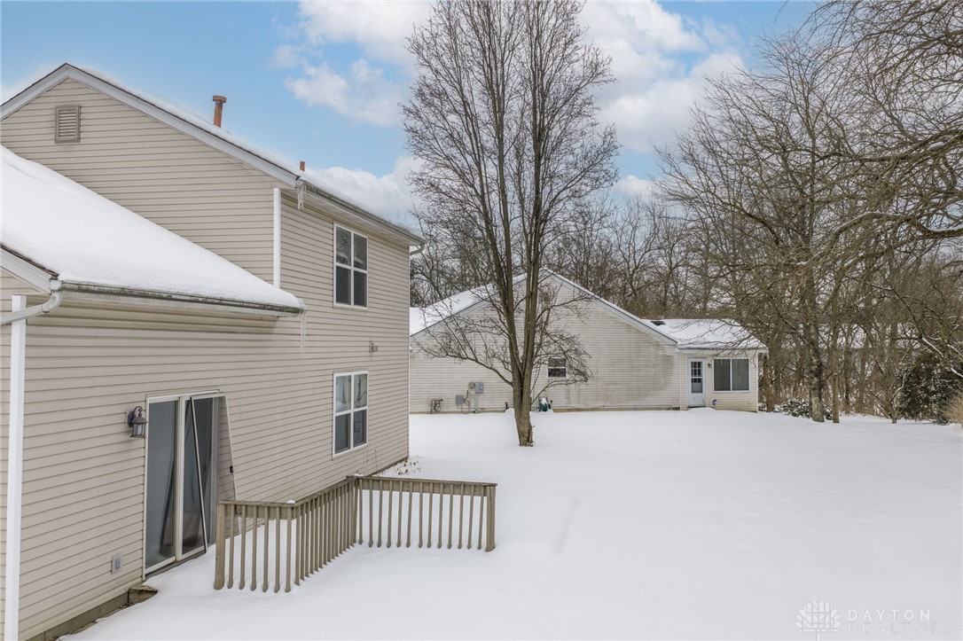 854 Round Hill Court