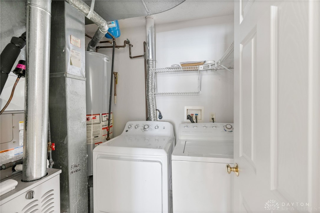 854 Round Hill Court