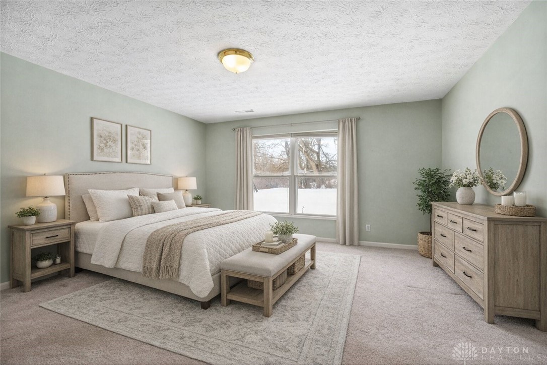 854 Round Hill Court