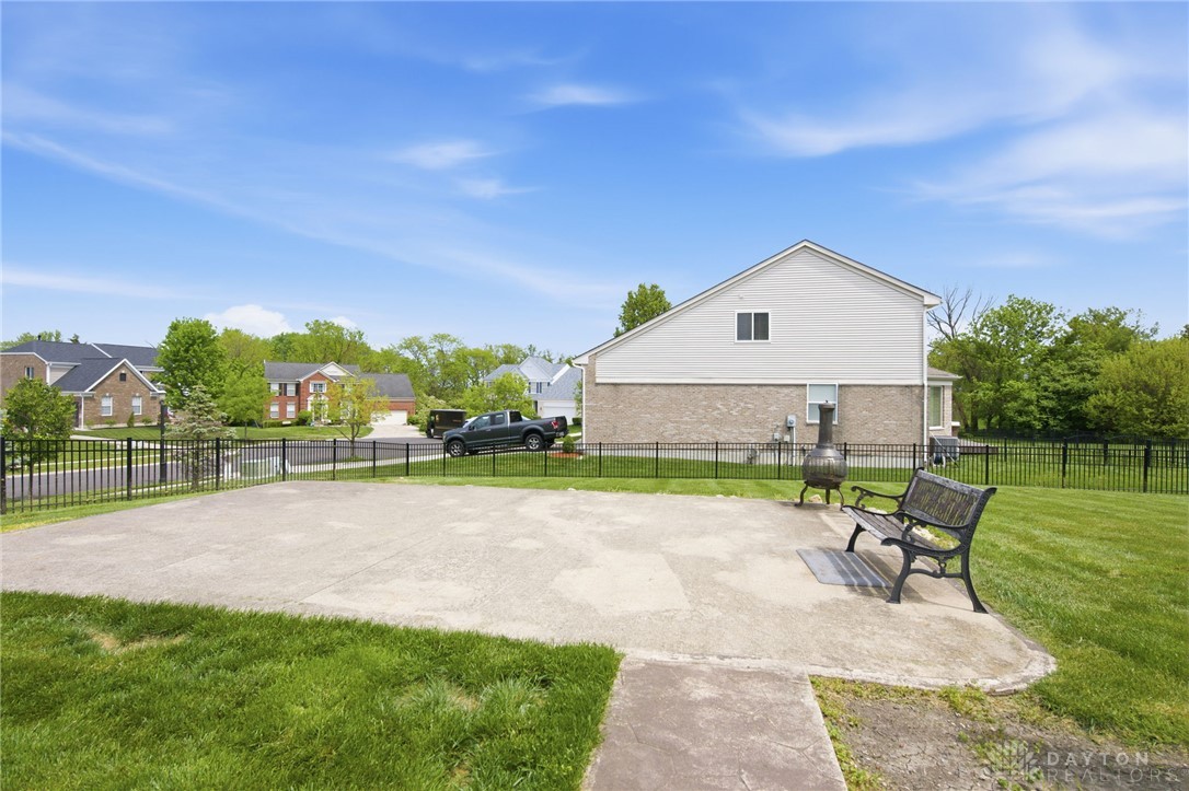 1220 Fox Hollow Drive
