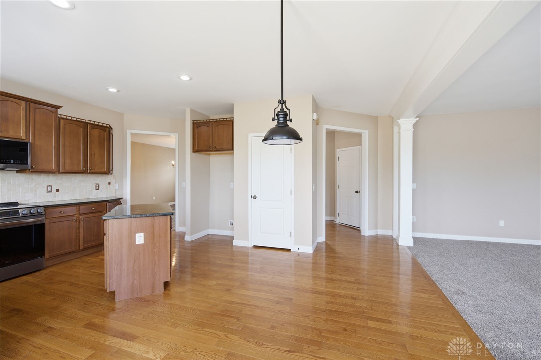 1220 Fox Hollow Drive
