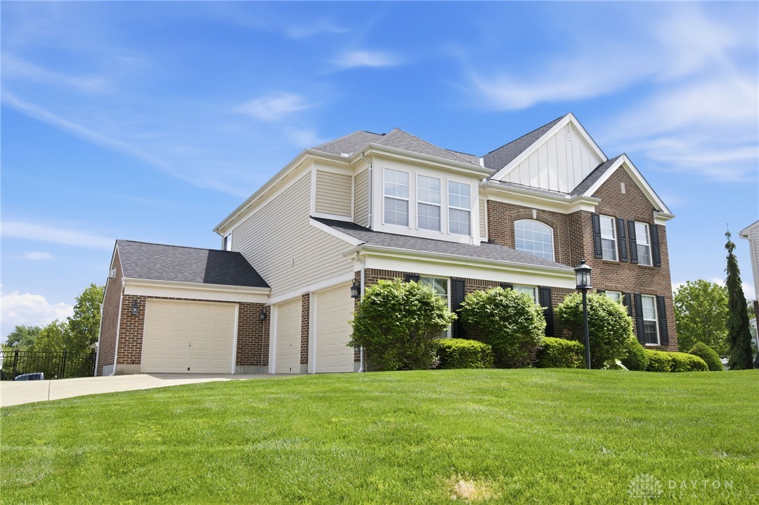 1220 Fox Hollow Drive