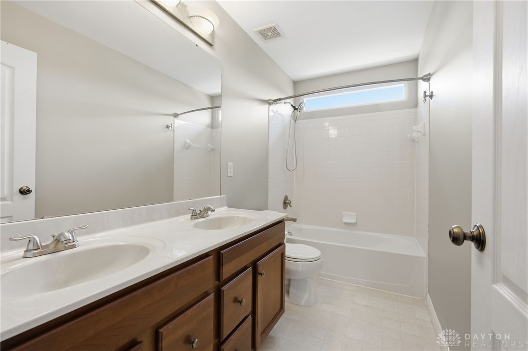 1220 Fox Hollow Drive