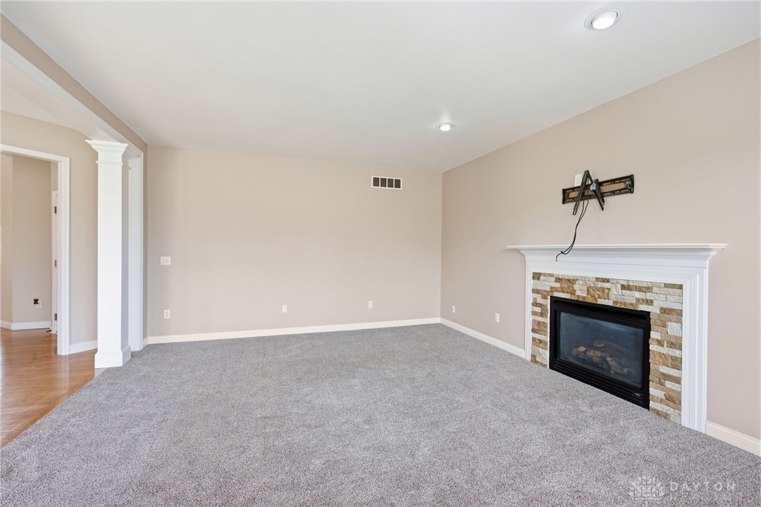 1220 Fox Hollow Drive