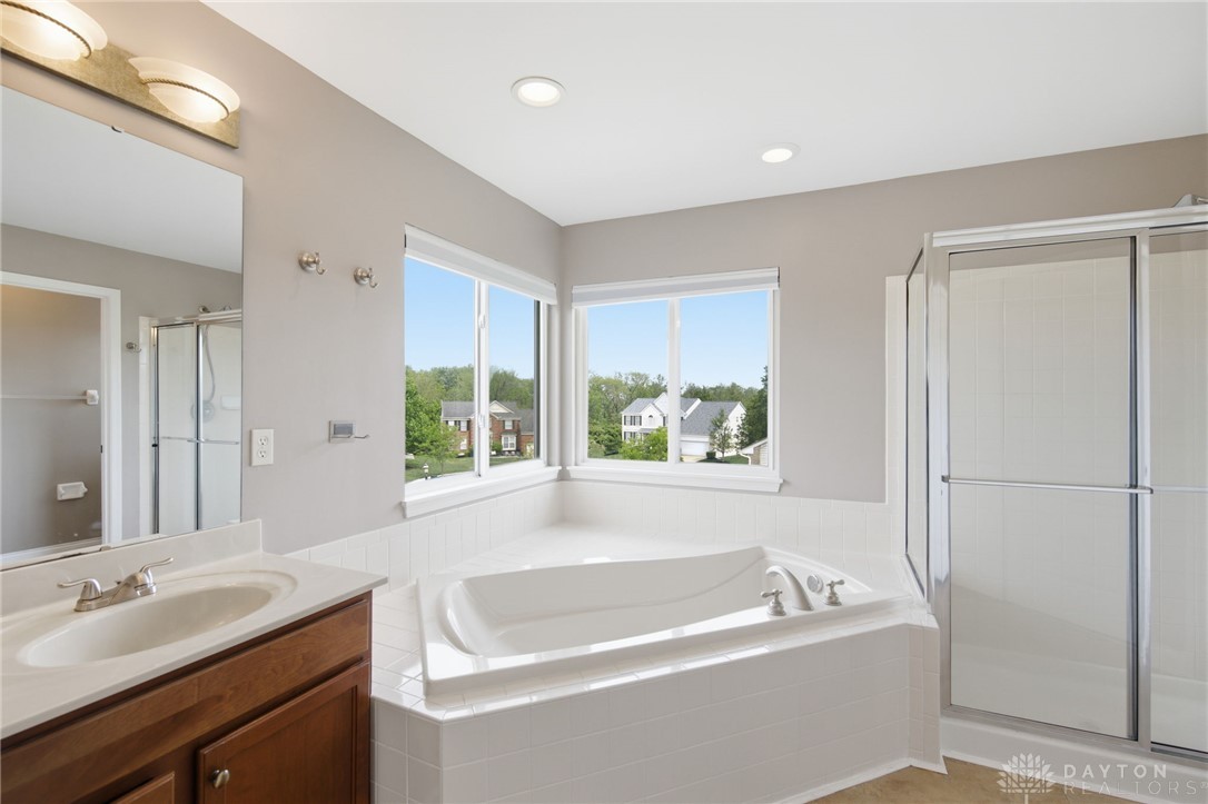 1220 Fox Hollow Drive
