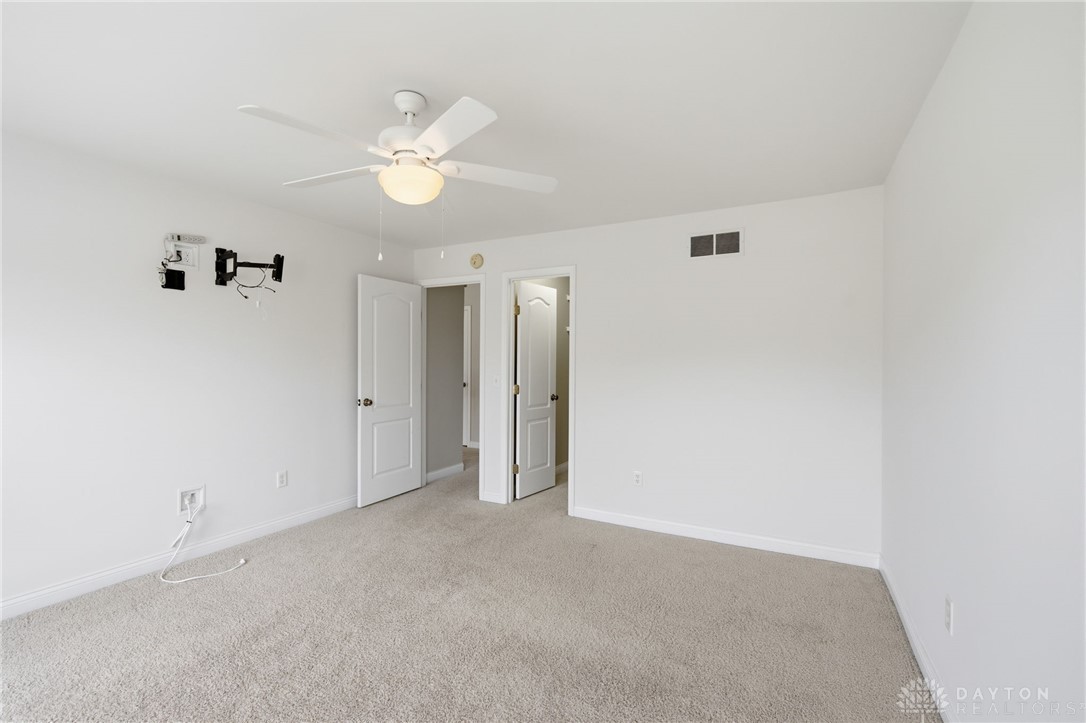 1220 Fox Hollow Drive