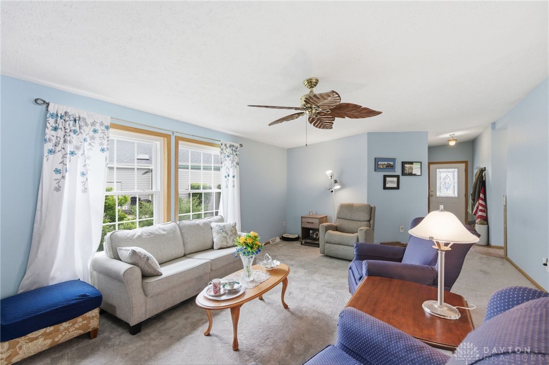 2310 Mallory Court 8