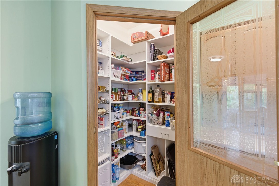 2310 Mallory Court 8