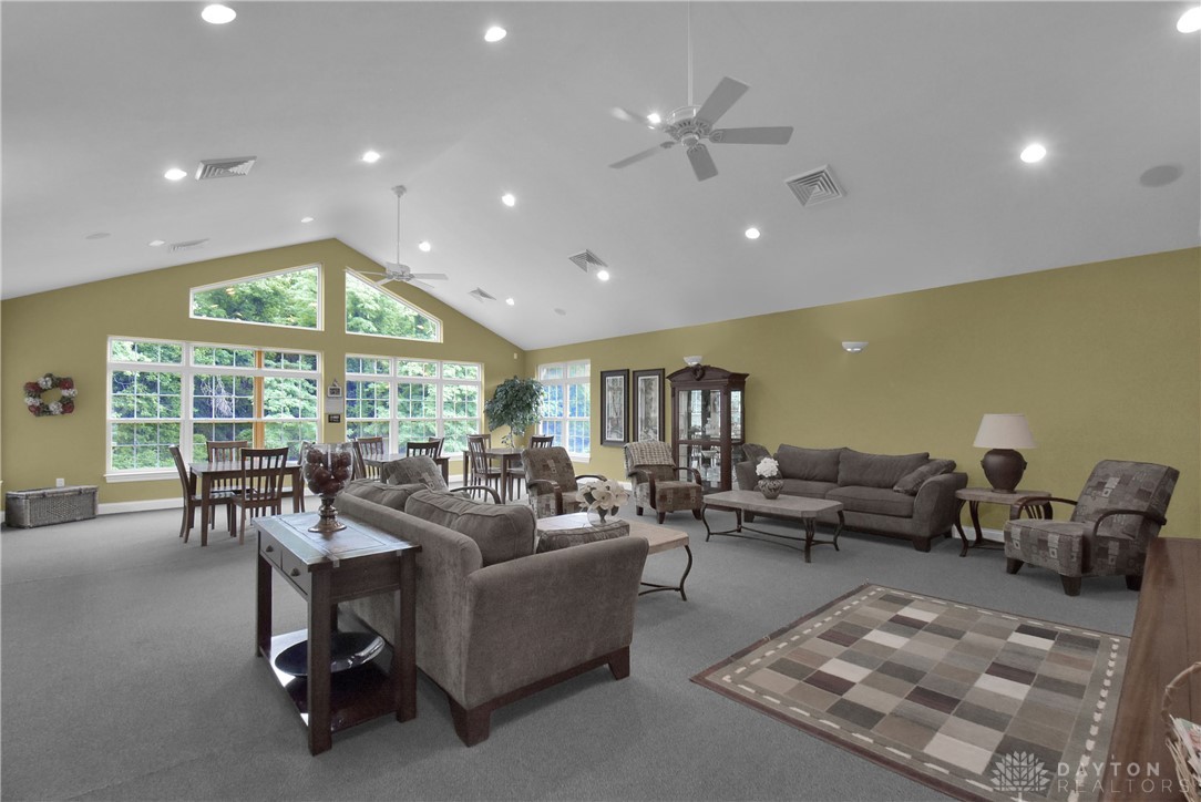 2310 Mallory Court 8