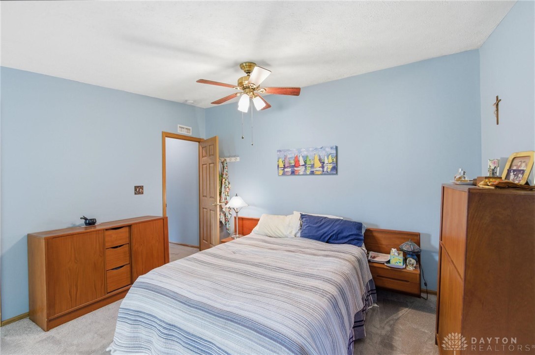 2310 Mallory Court 8