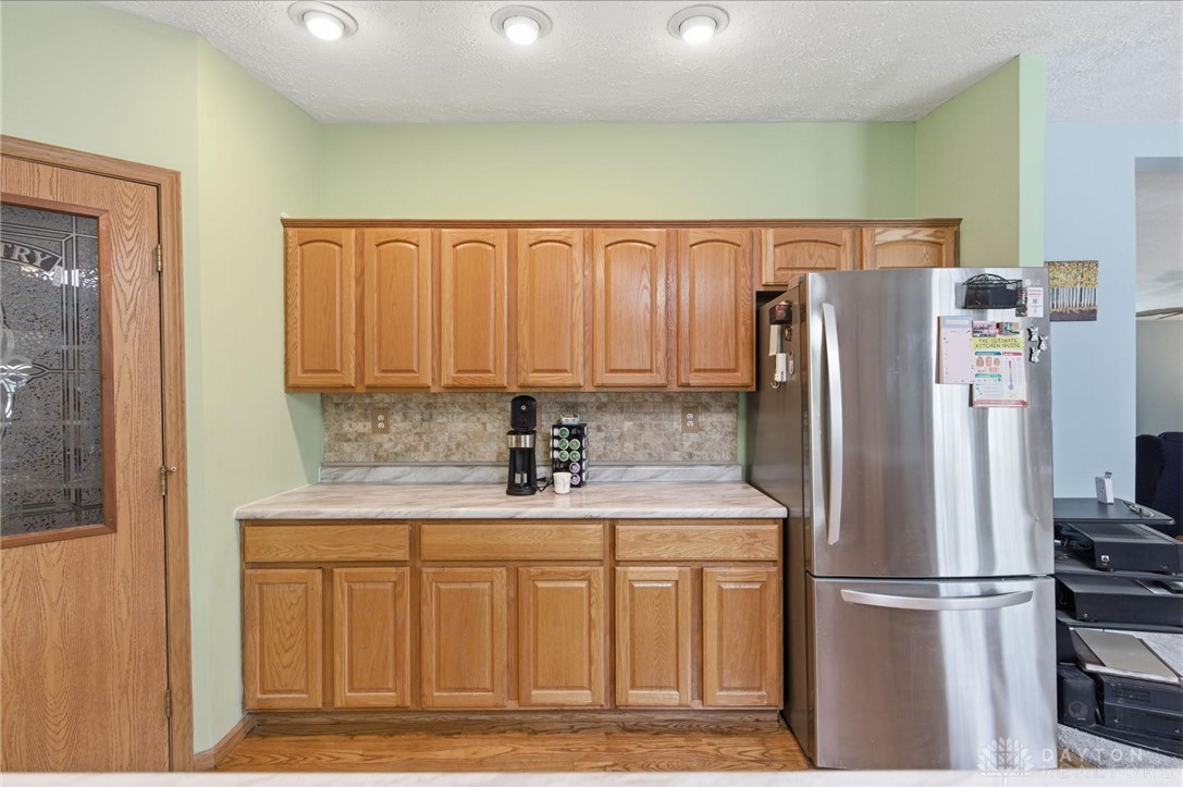2310 Mallory Court 8