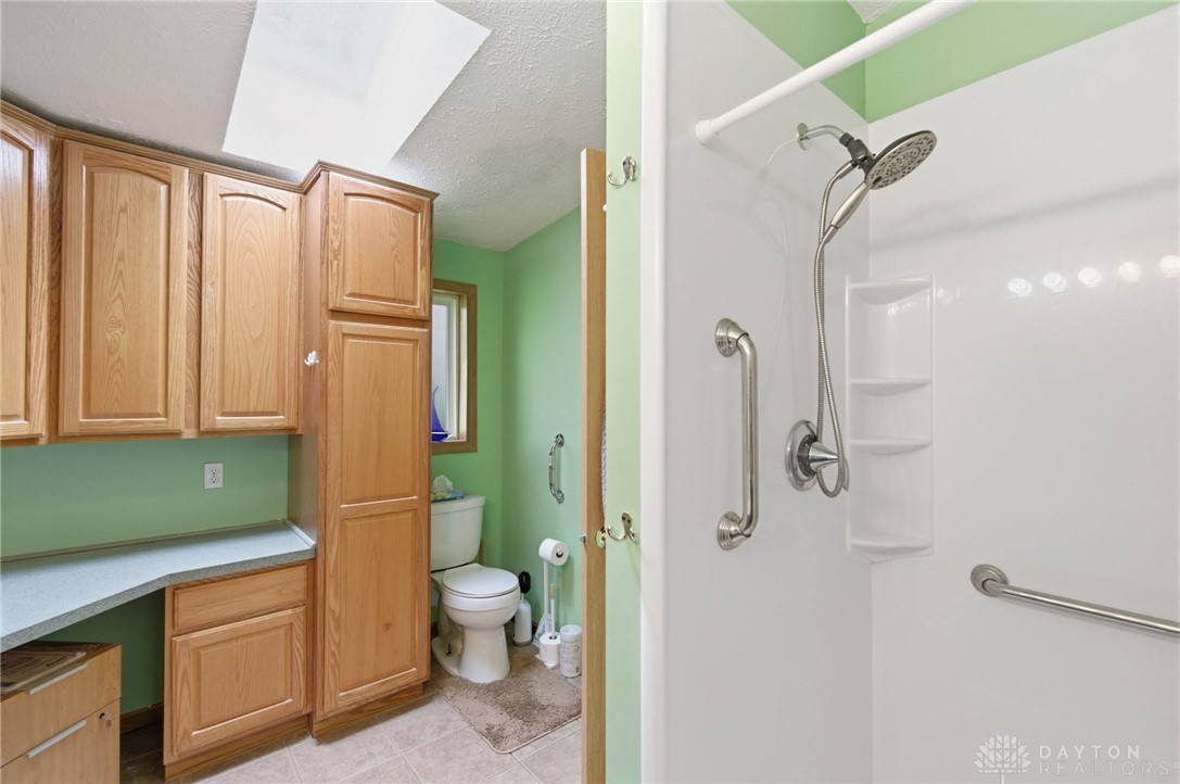 2310 Mallory Court 8
