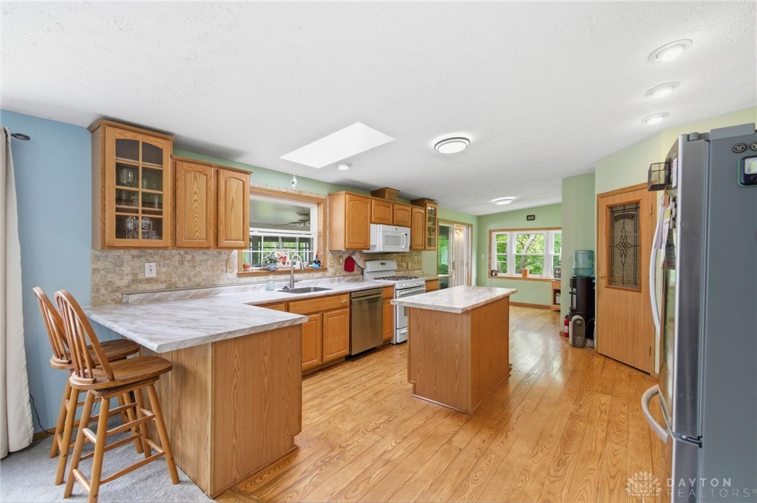 2310 Mallory Court 8