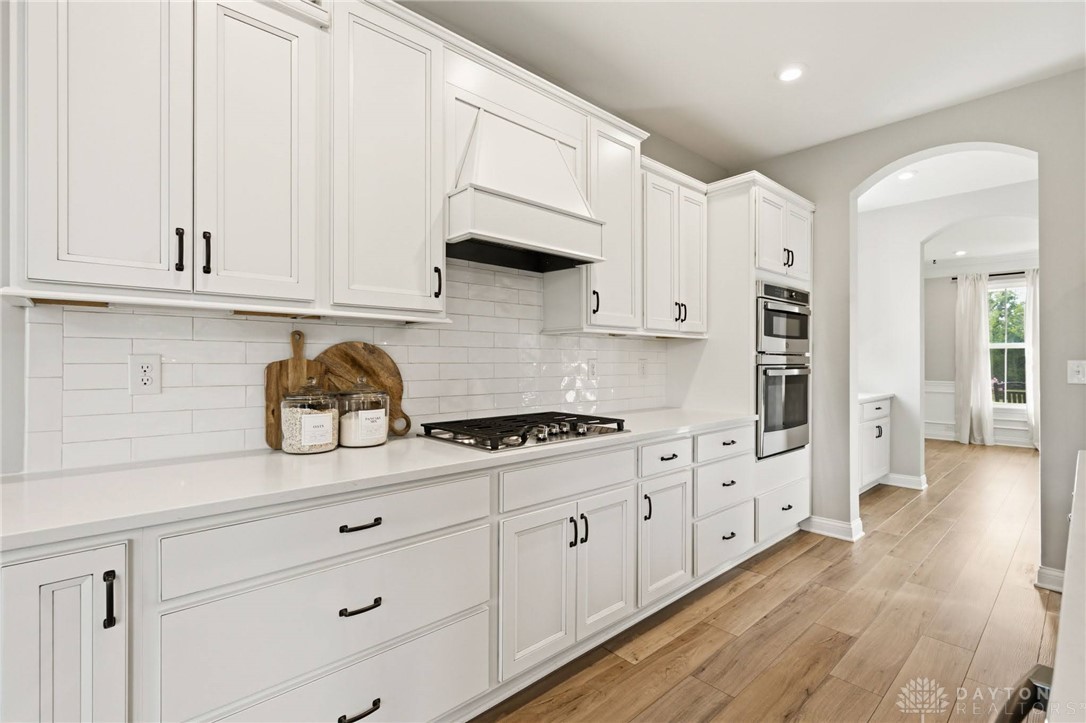5433 Birch View Drive