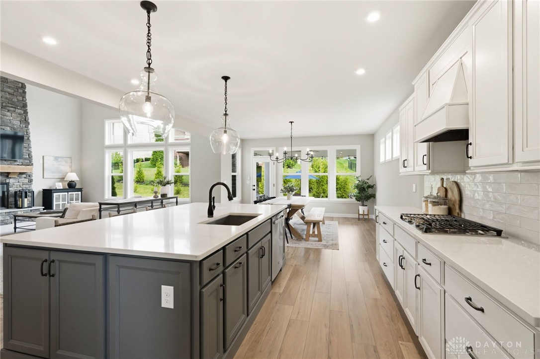 5433 Birch View Drive